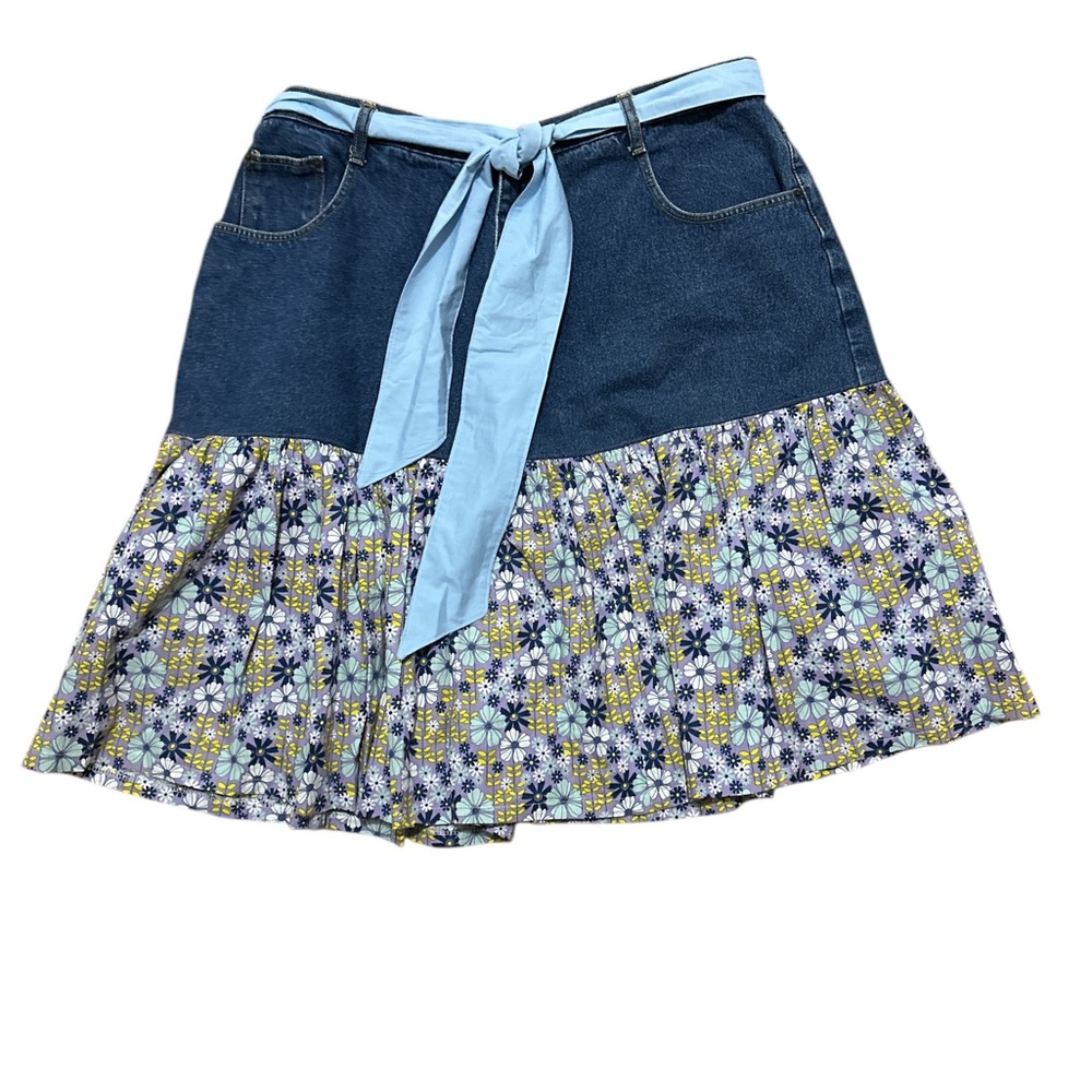 Floral Denim Skirt with Blue Belt